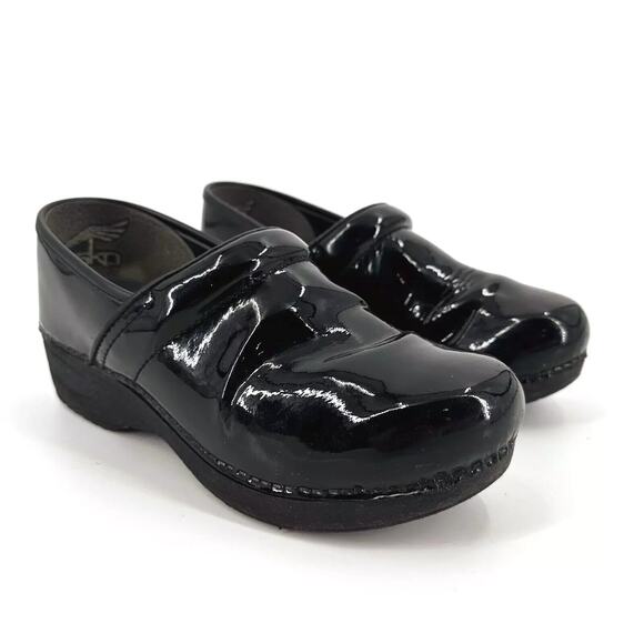 Dansko XP 2.0 Professional Patent Leather Clogs Size 41 US 10.5 Nursing Workwear - Picture 2 of 8